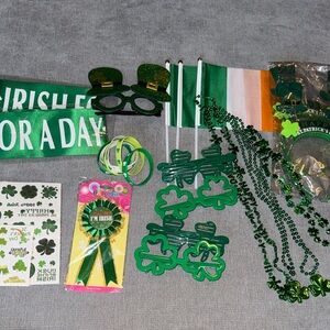 St. Patrick's Day Party Supplies Set - Green and White